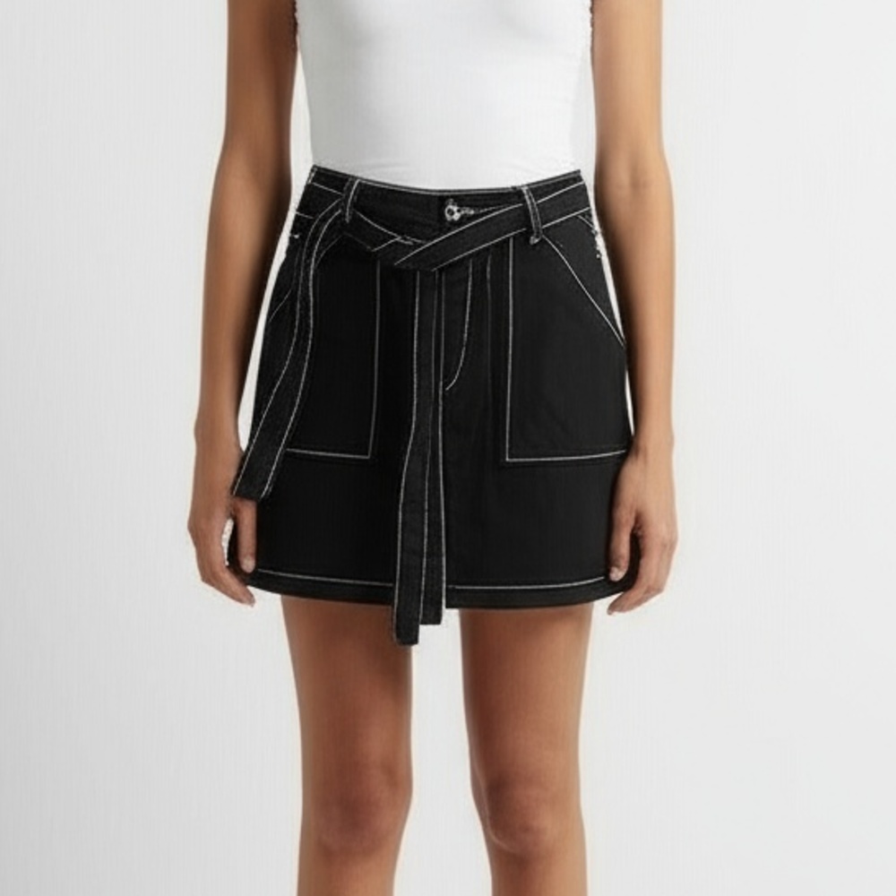 Black Mini‎ Skirt Streetwear Society Large Contrast Belted Patch Pockets Edgy